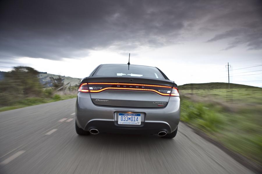  Dodge Dart Aero 2013 года  (фото 3 из 20)